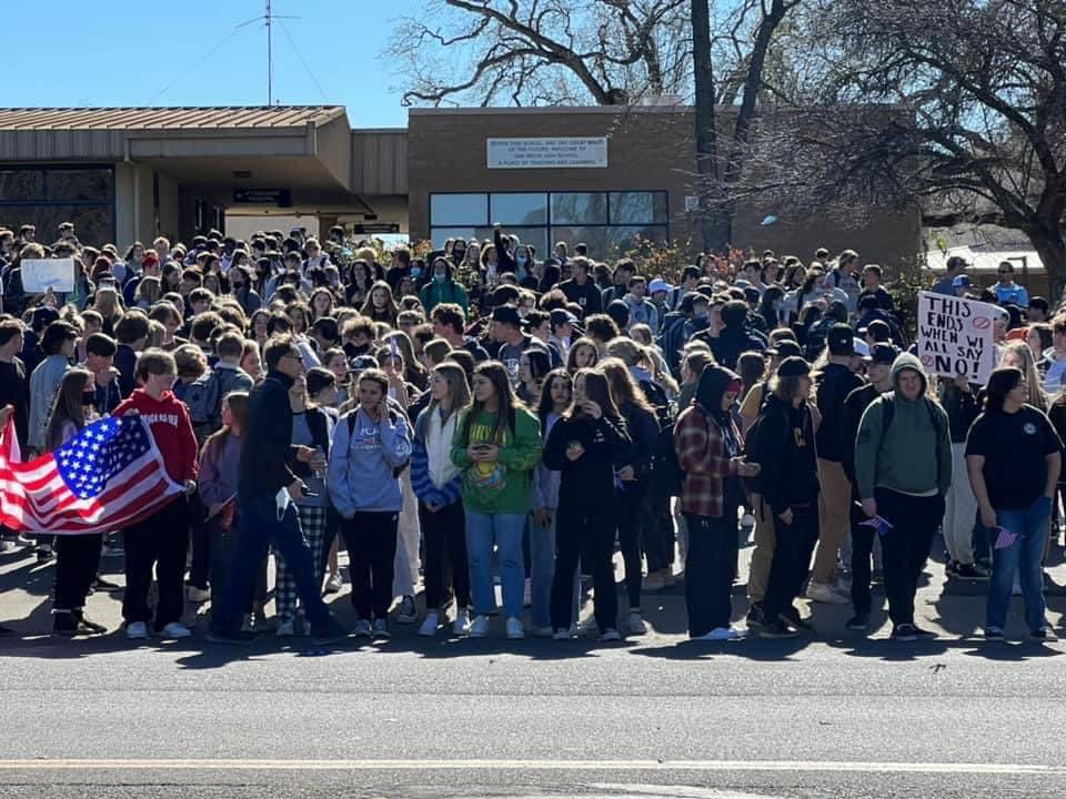 High school students stage walkout over California school mask mandate